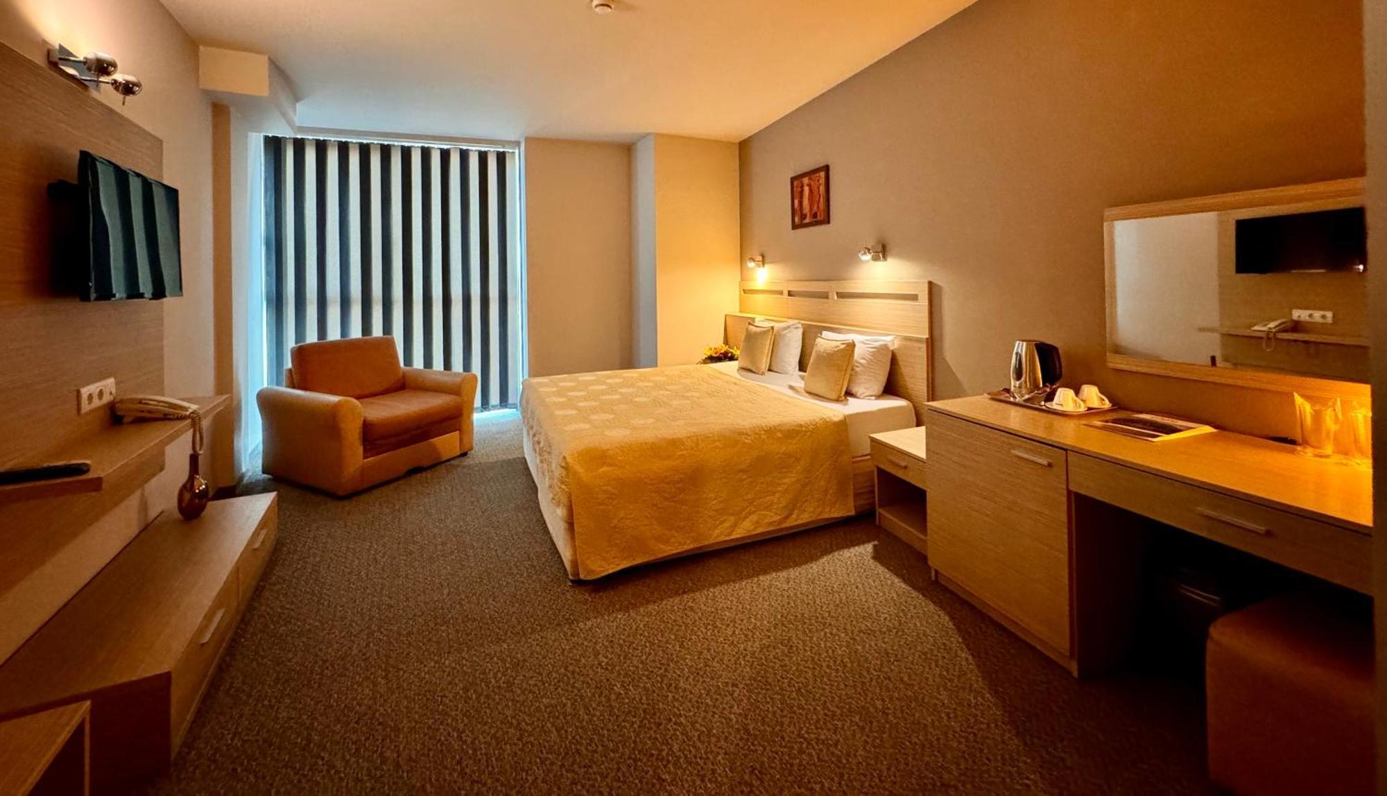 Expo Hotel Plovdiv Bagian luar foto