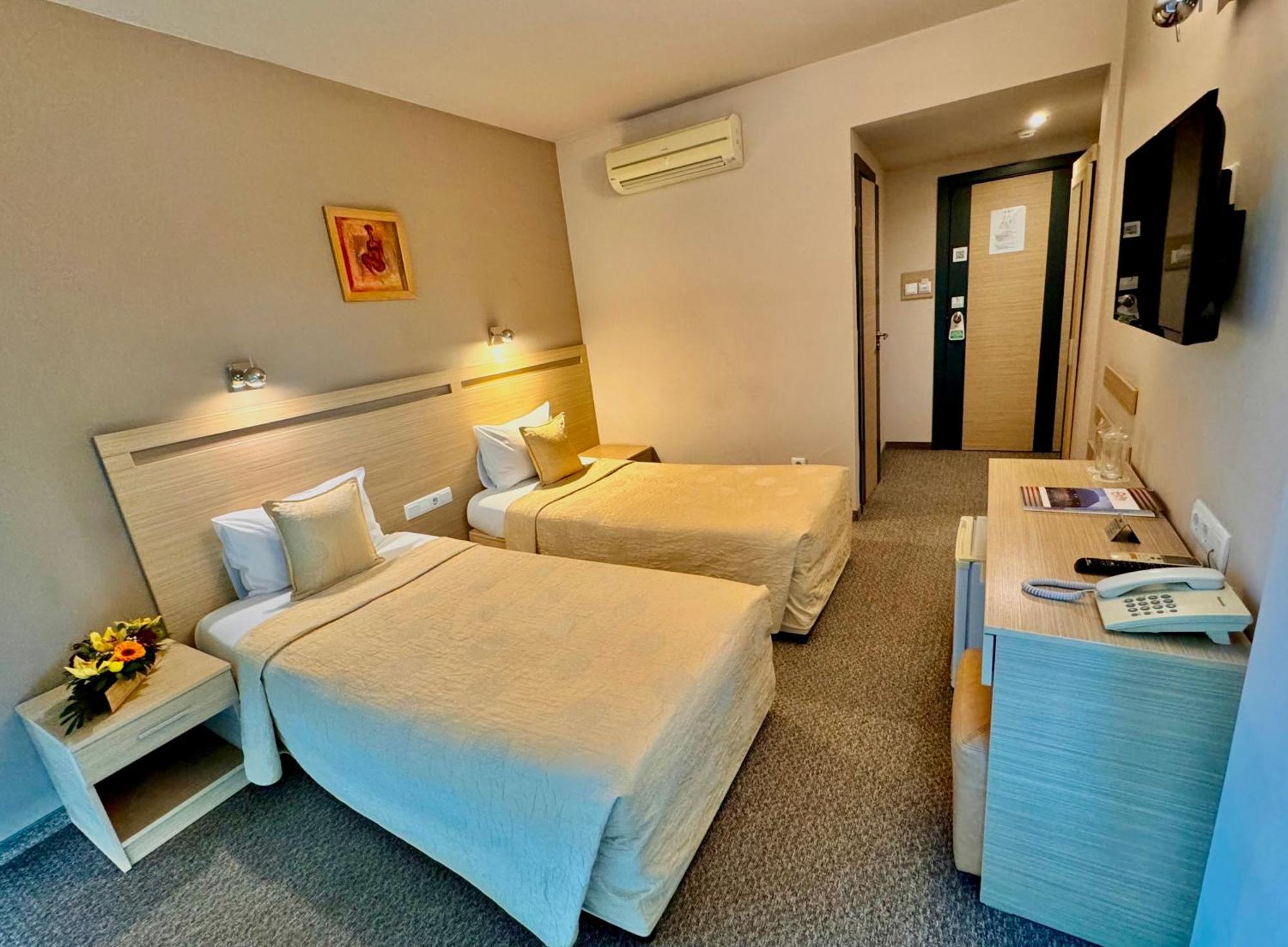 Expo Hotel Plovdiv Bagian luar foto
