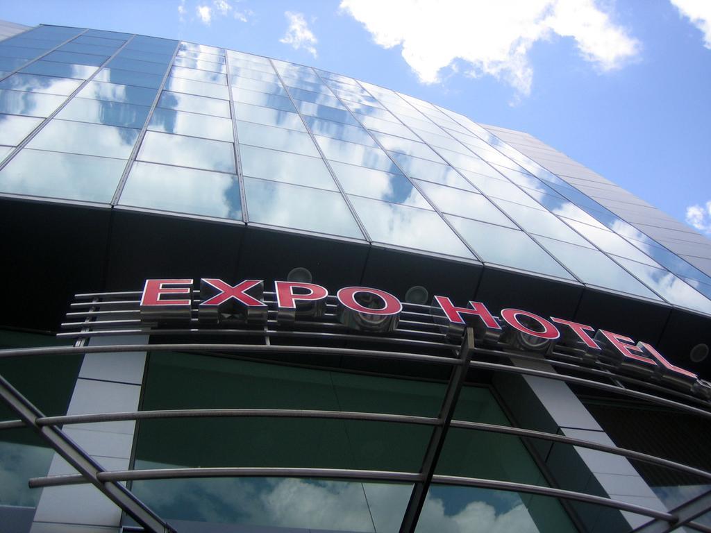 Expo Hotel Plovdiv Bagian luar foto